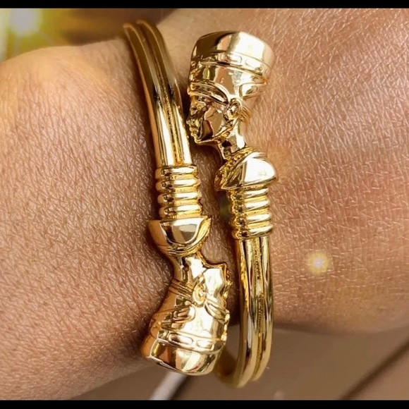 18K Gold Plated Stainless Steel - Picture 3 of 3